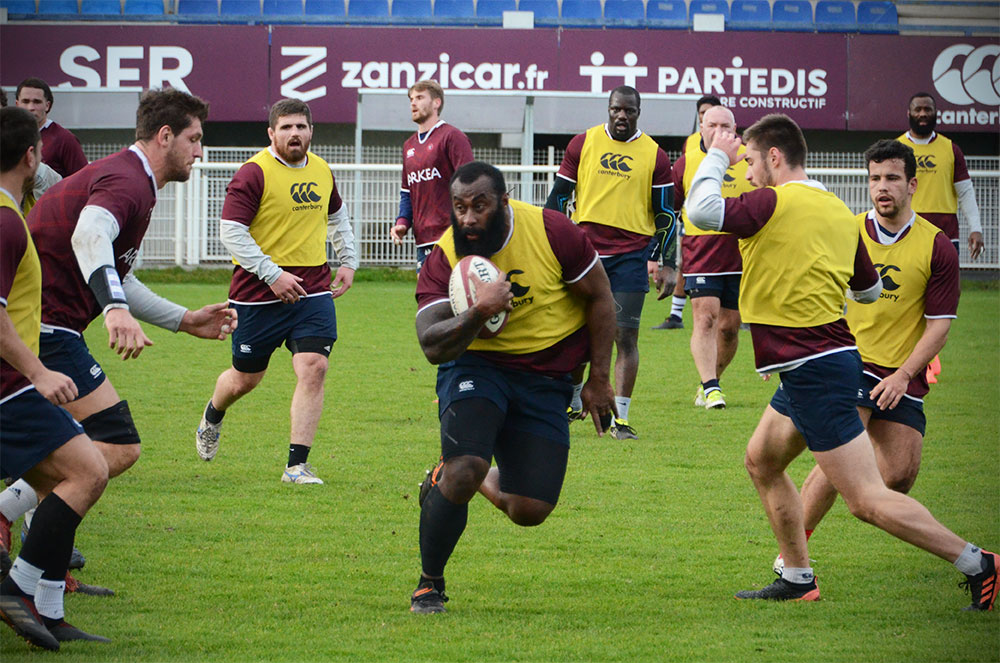 Peni Ravai Kovakalou et l'UBB délocalisent un entraînement à Libourne