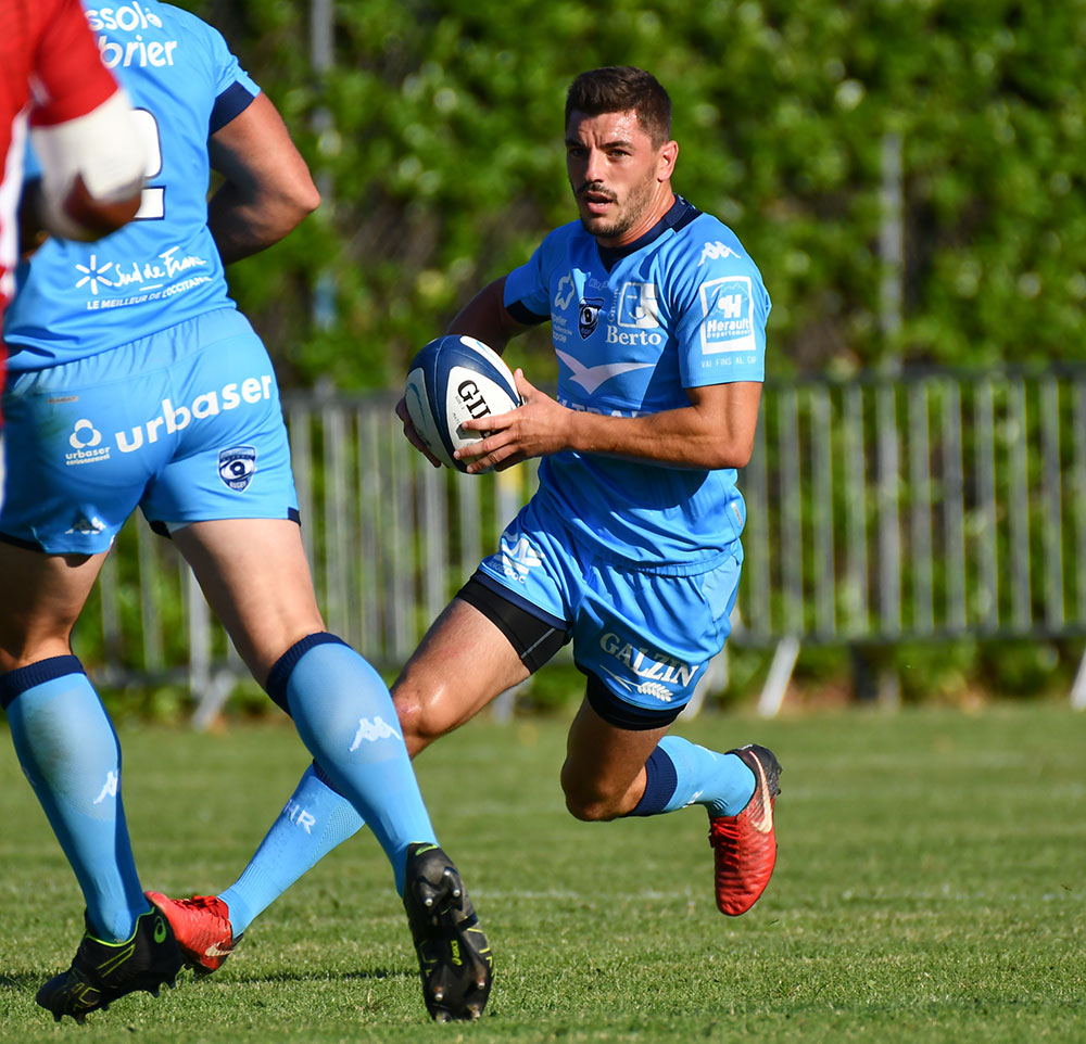 Anthony Bouthier arrière du MHR