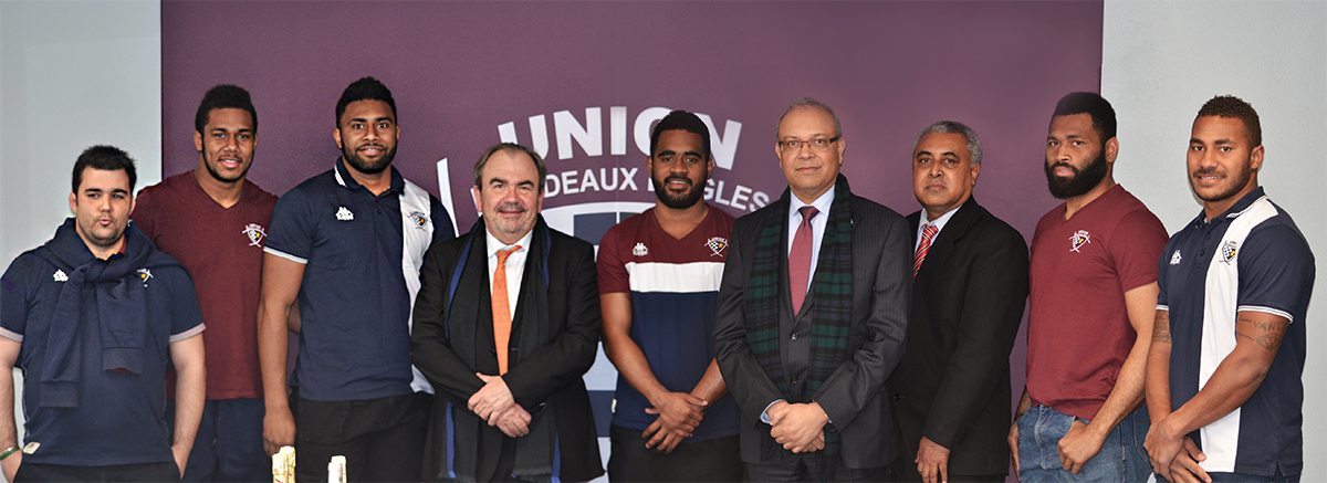 European Fidji ambassador Deo SARAN visiting Bordeaux Begles Fidjian rugby players