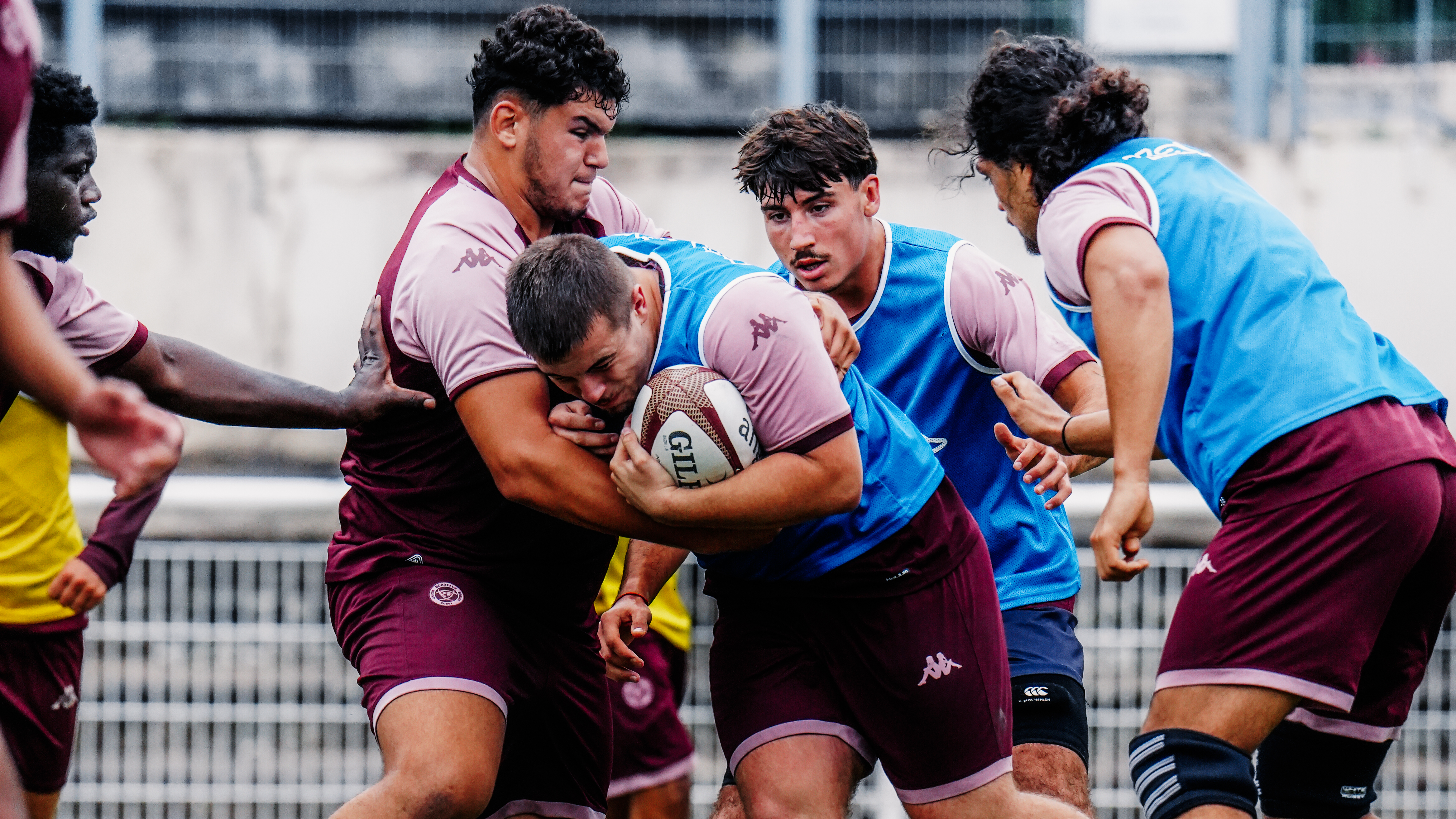 Queen nephie pussy arrived a pleasant apartment complex in