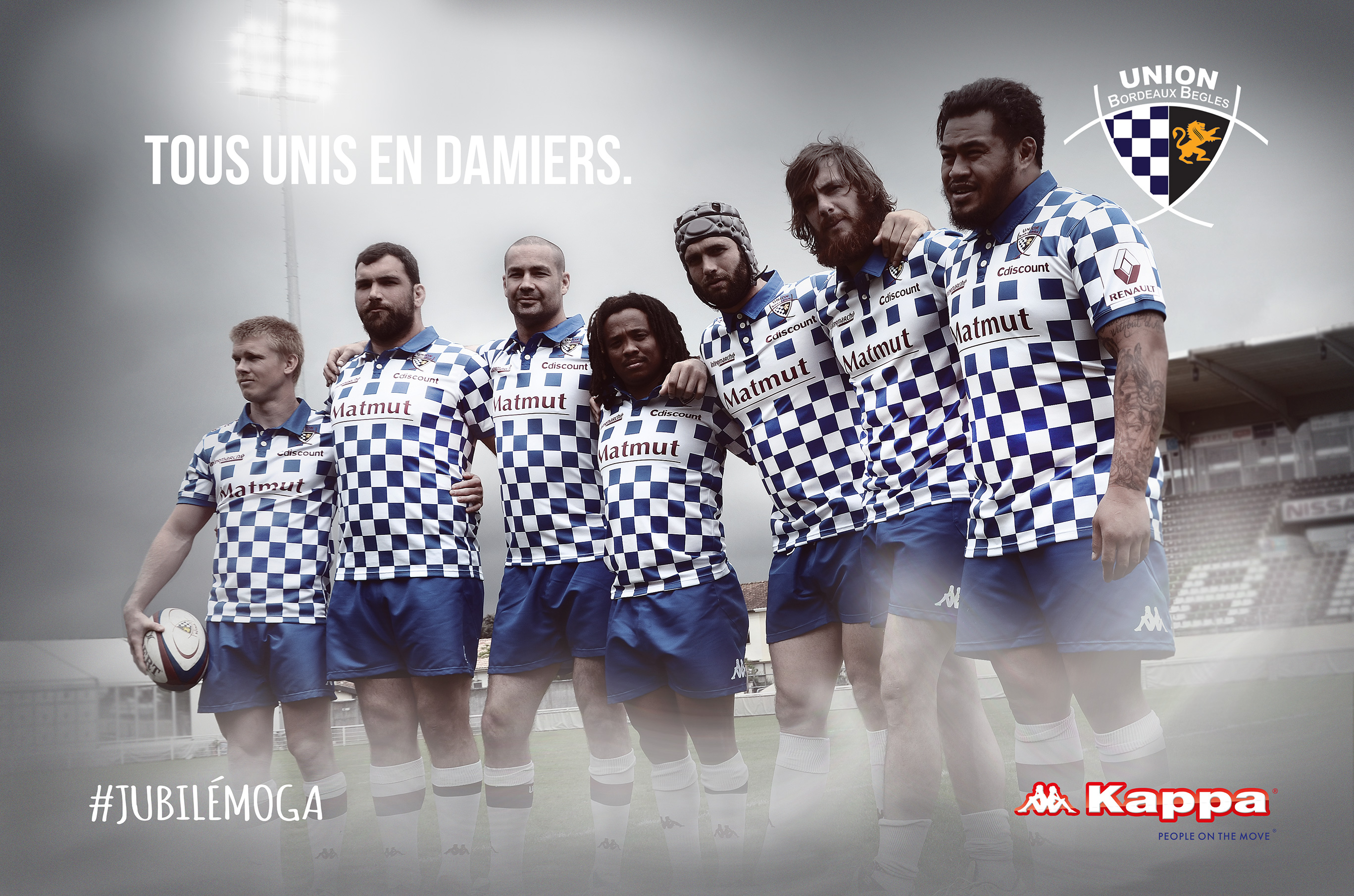 Photo maillots collector à damiers pour le Jubilé Moga le 9 mai 2015 au stade André Moga 
